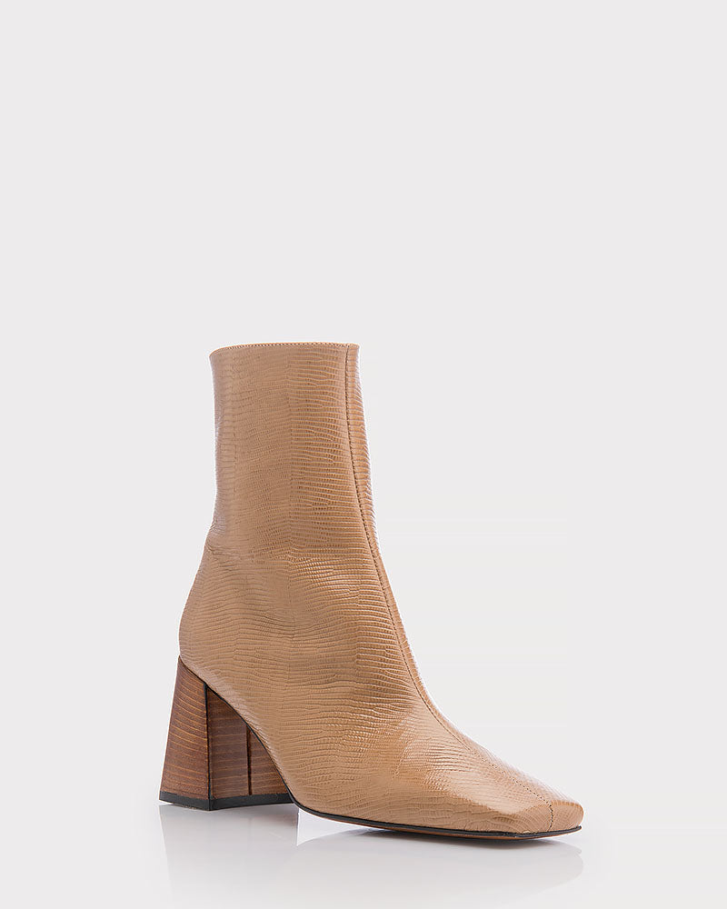 ЕЛЕГАНТНИ ДАМСКИ БОТИ LIVIA BEIGE