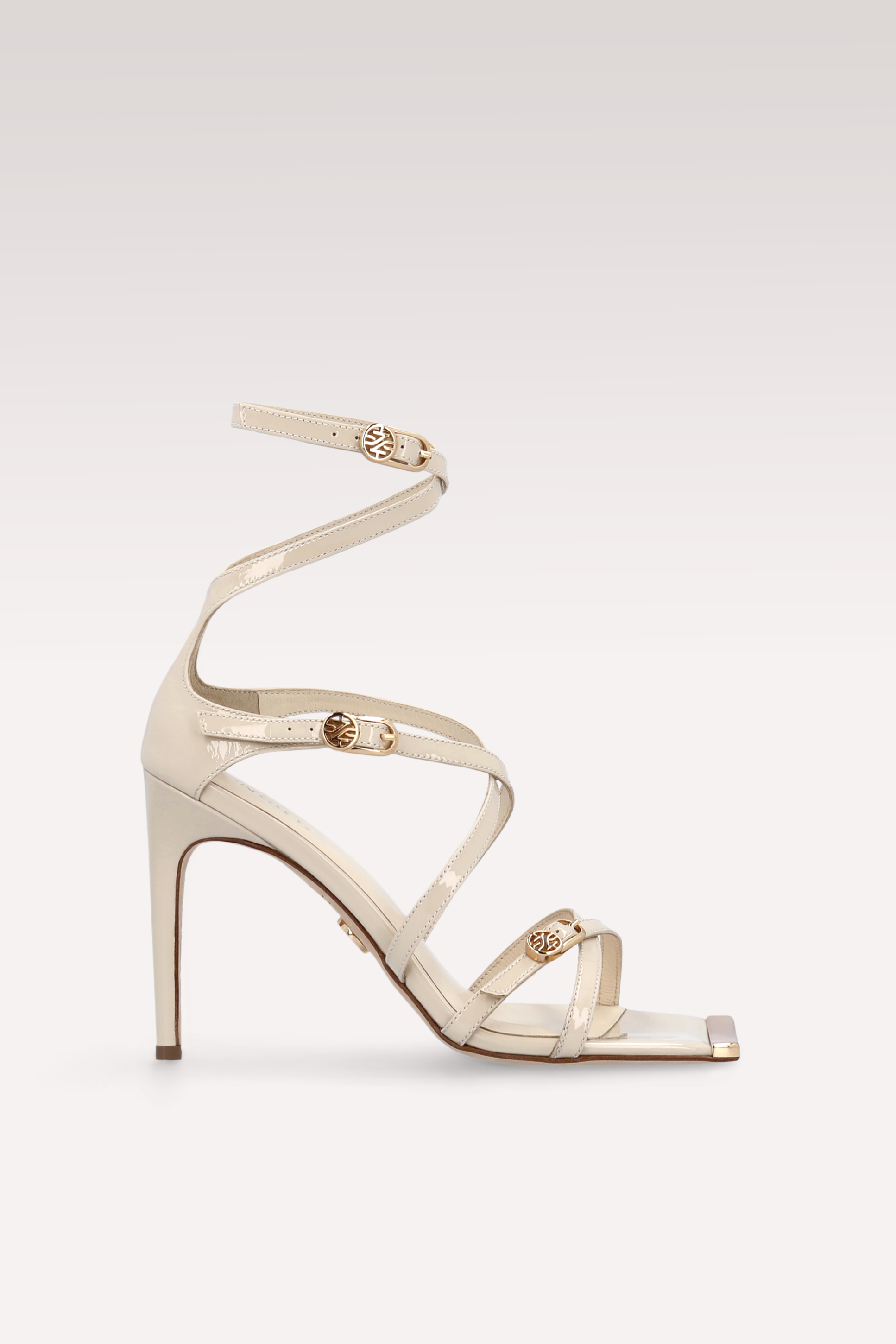 IVA САНДАЛИ ОТ БЕЖОВ ЛАК ЕСТЕСТВЕНА КОЖА