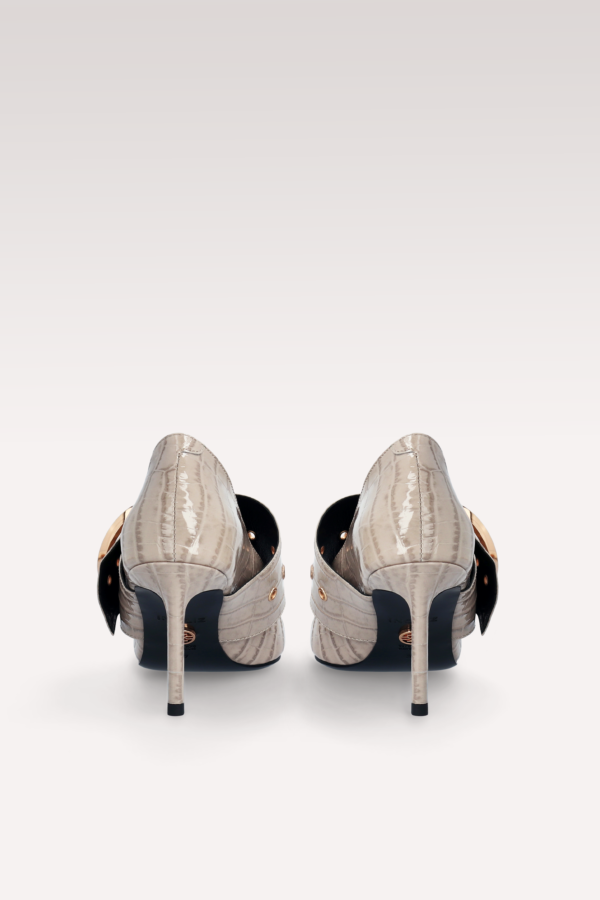 MIA 05 ОБУВКИ ОТ БЕЖОВА ЛАЧЕНА КРОКО ЩАМПОВАНА КОЖА