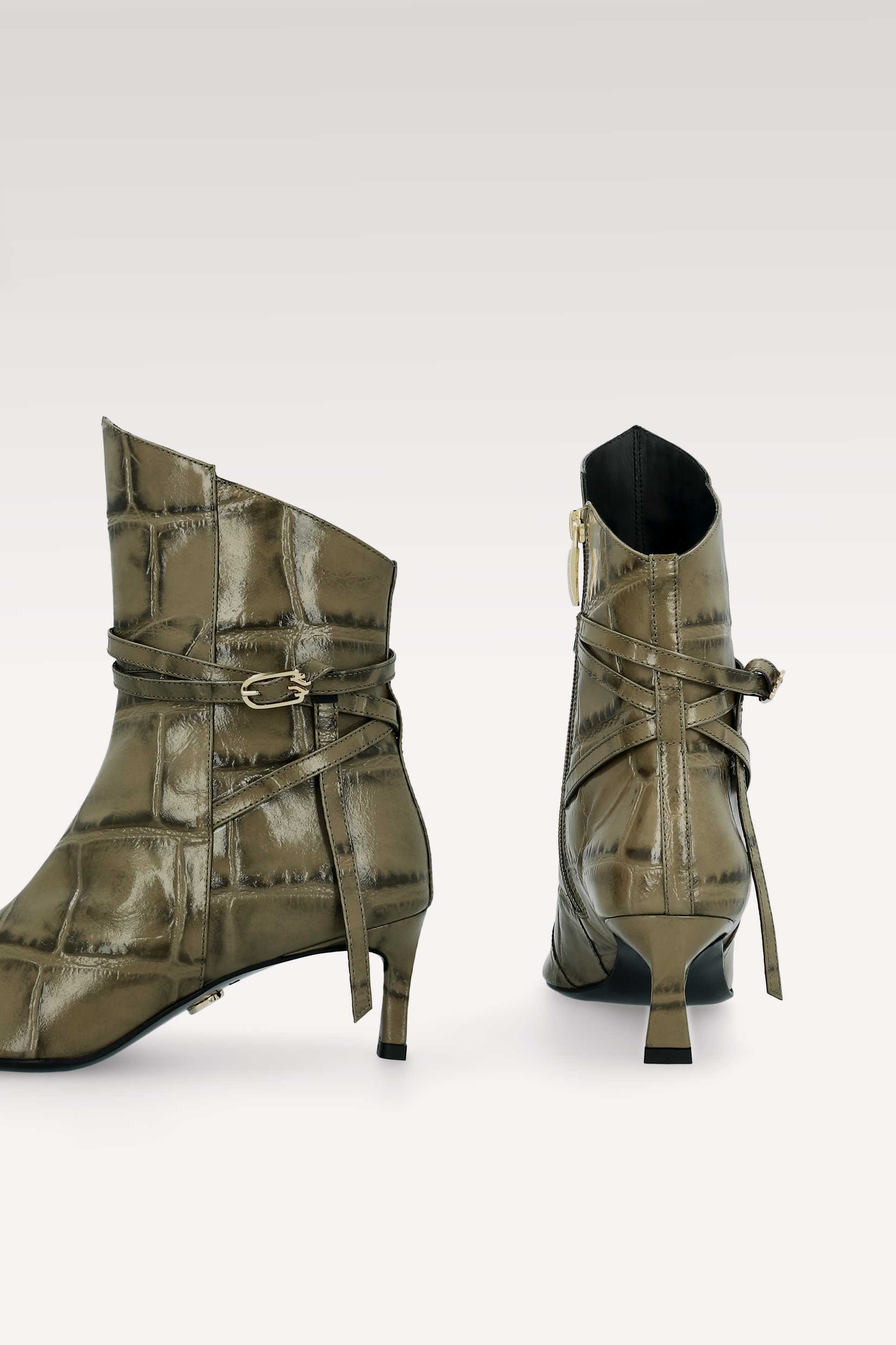 ORIANA БОТИ ОТ МАСЛИНЕНО ЗЕЛЕНА КРОКО ЩАМПОВАНА КОЖА
