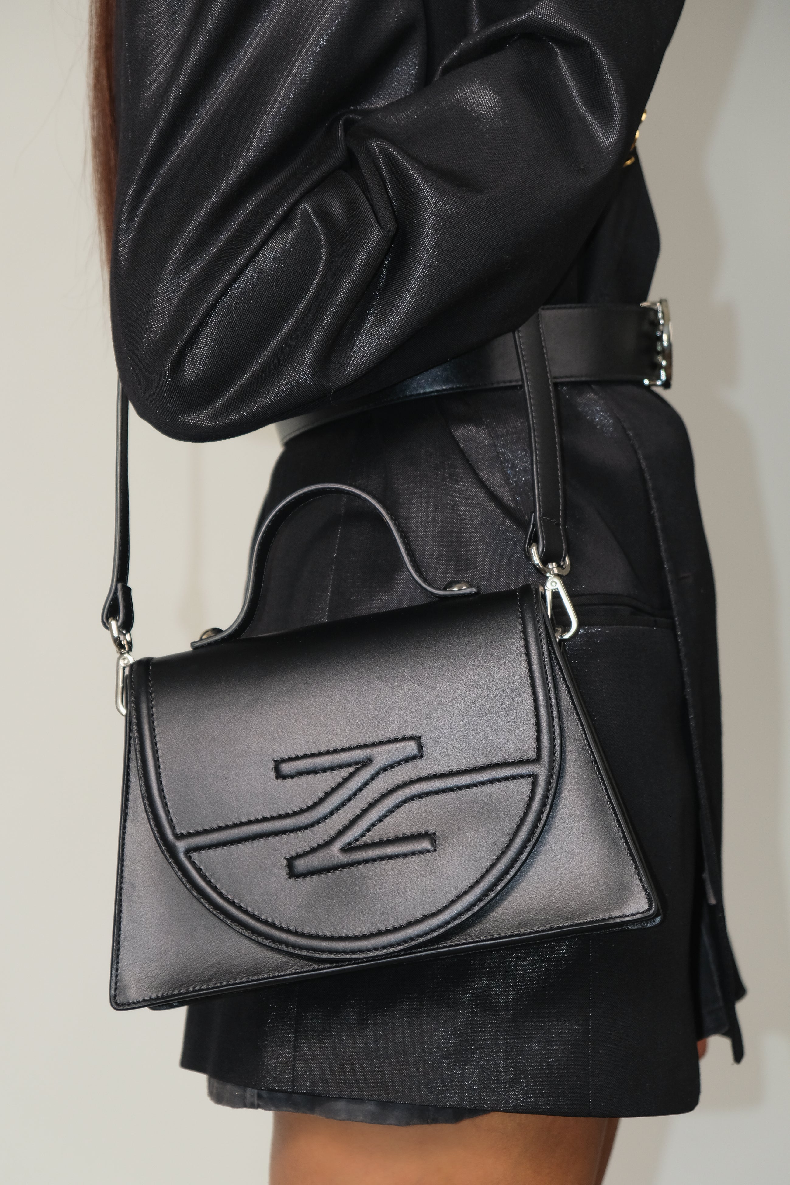 COLETTE ЧАНТА ОТ ЧЕРНА ГЛАДКА КОЖА