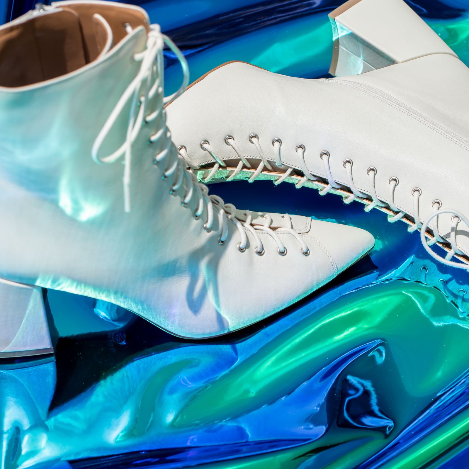 JOLIE 01 БОТИ ОТ БЯЛА ЕСТЕСТВЕНА КОЖА