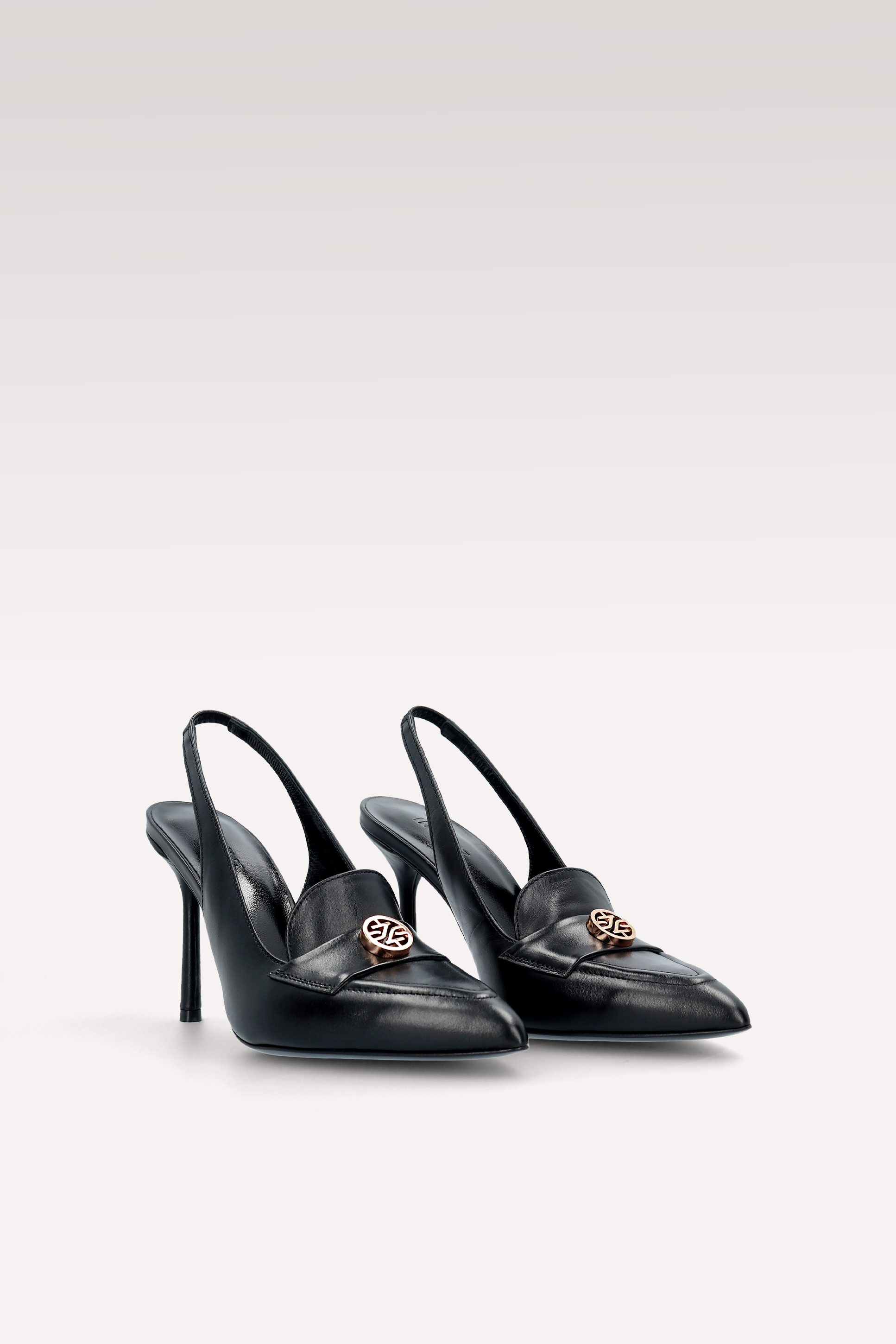 ABA 15 САНДАЛИ ОТ ЧЕРНА ЕСТЕСТВЕНА КОЖА