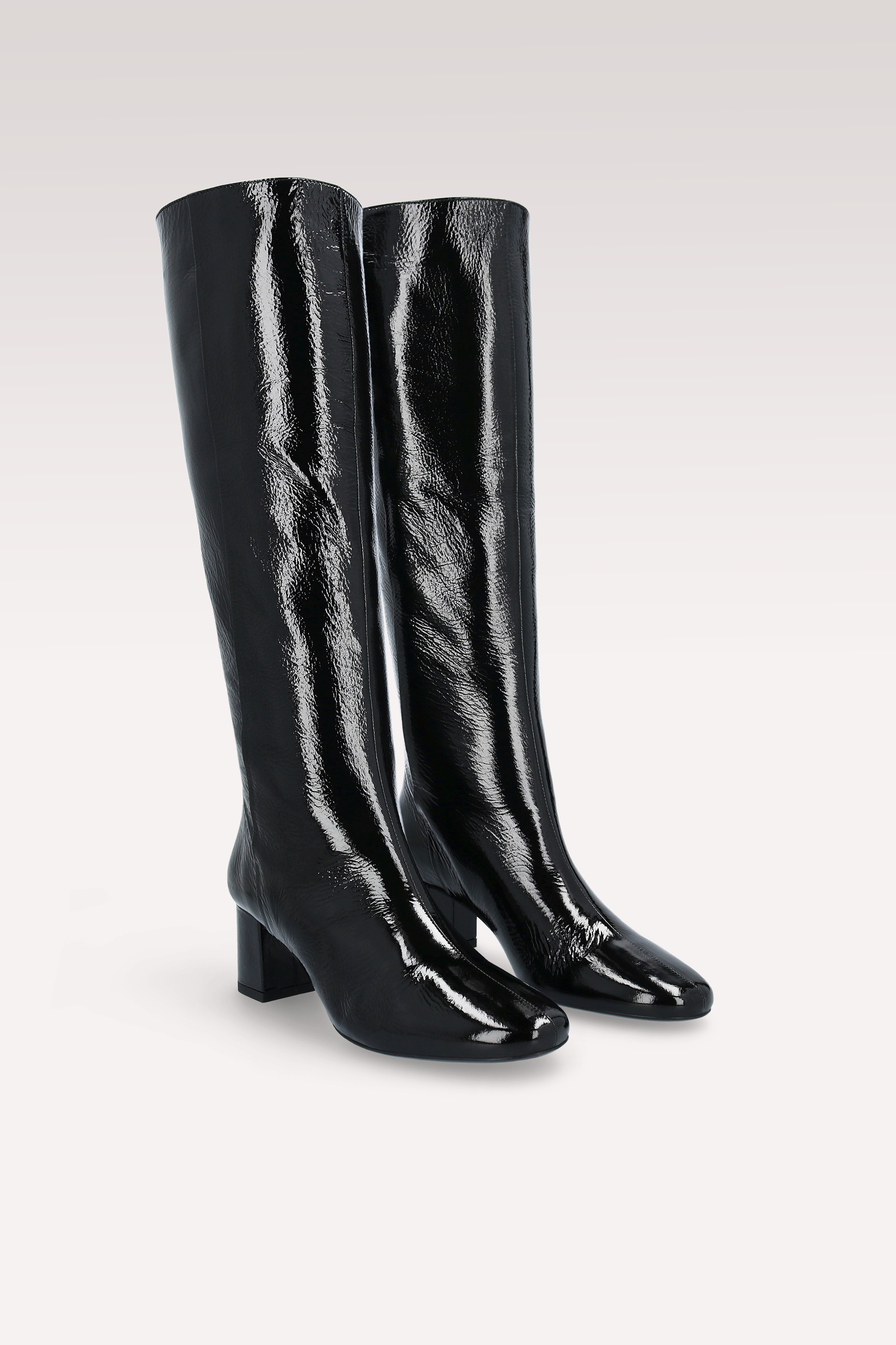 DEBBY TUBO 01 БОТУШИ ОТ ЧЕРЕН МАЧКАН ЛАК ЕСТЕСТВЕНА КОЖА