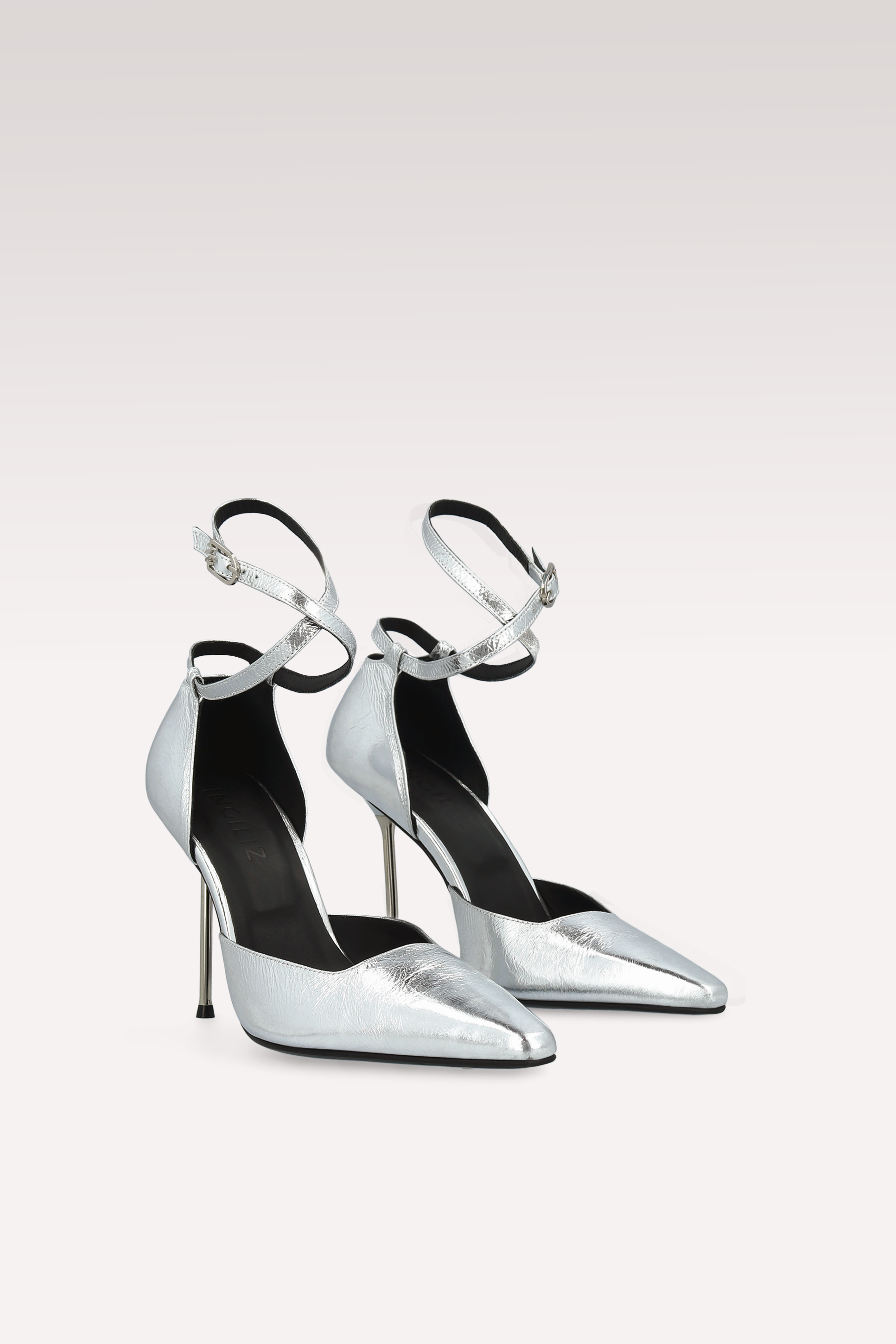 STAR ОБУВКИ ОТ СРЕБРИСТ МЕТАЛИК НАМАЧКАНА КОЖА