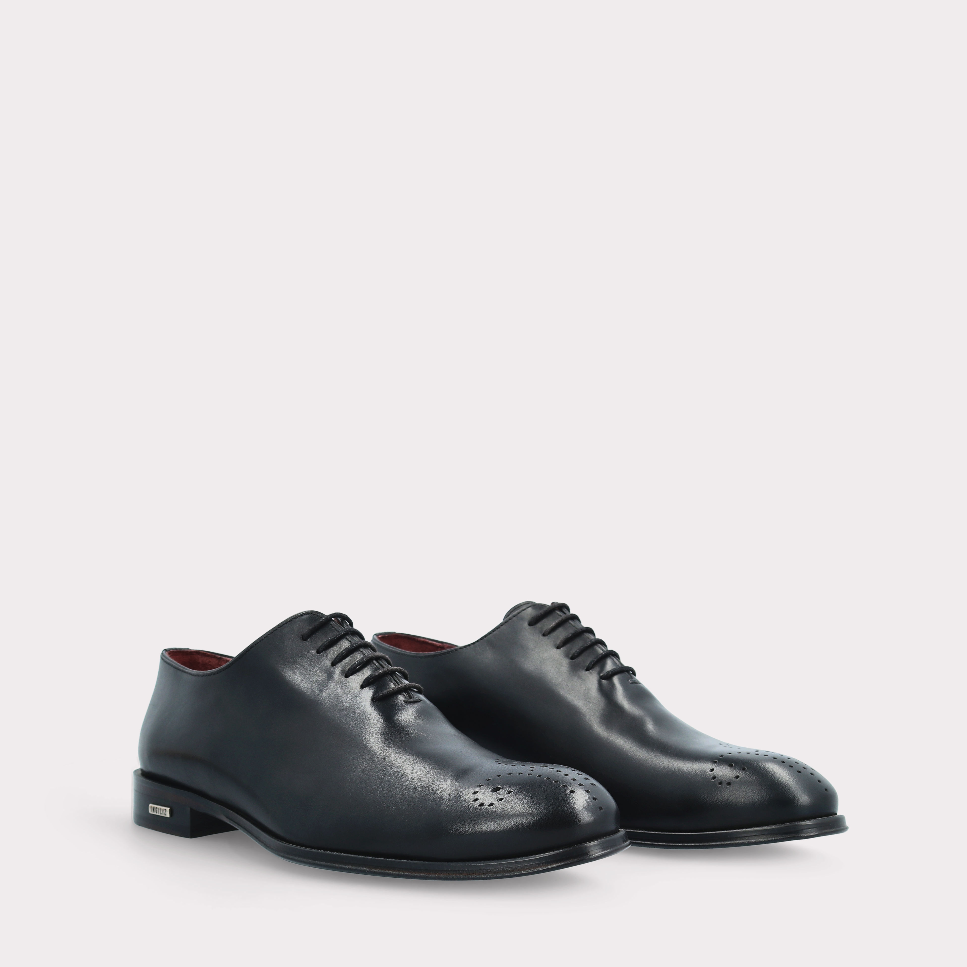 PRATO 01 мъжки обувки от черна естествена кожа