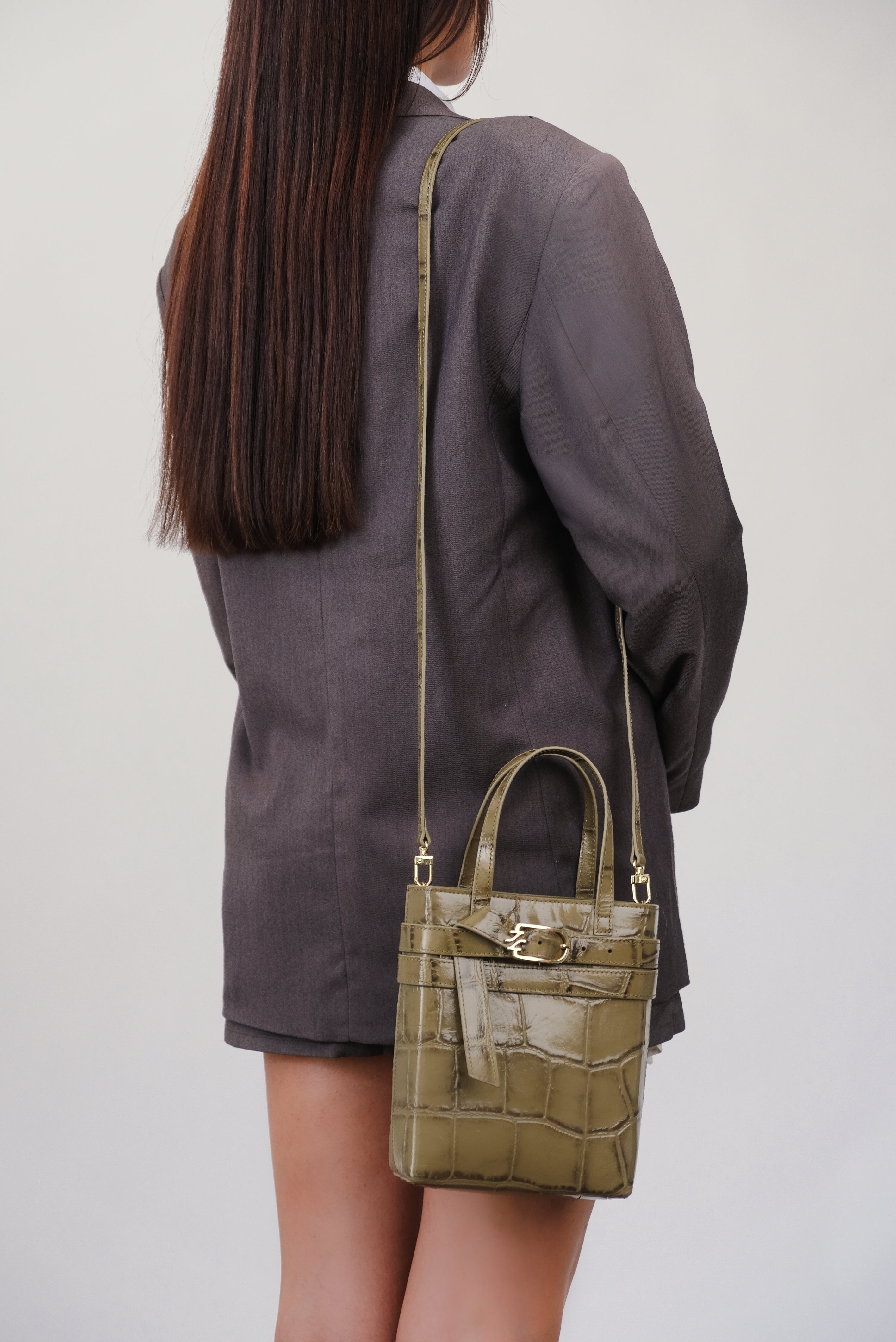 ORIANA БОТИ И CARRIE ЧАНТА ОТ МАСЛИНЕНО ЗЕЛЕНА КРОКО  ЩАМПОВАНА КОЖА